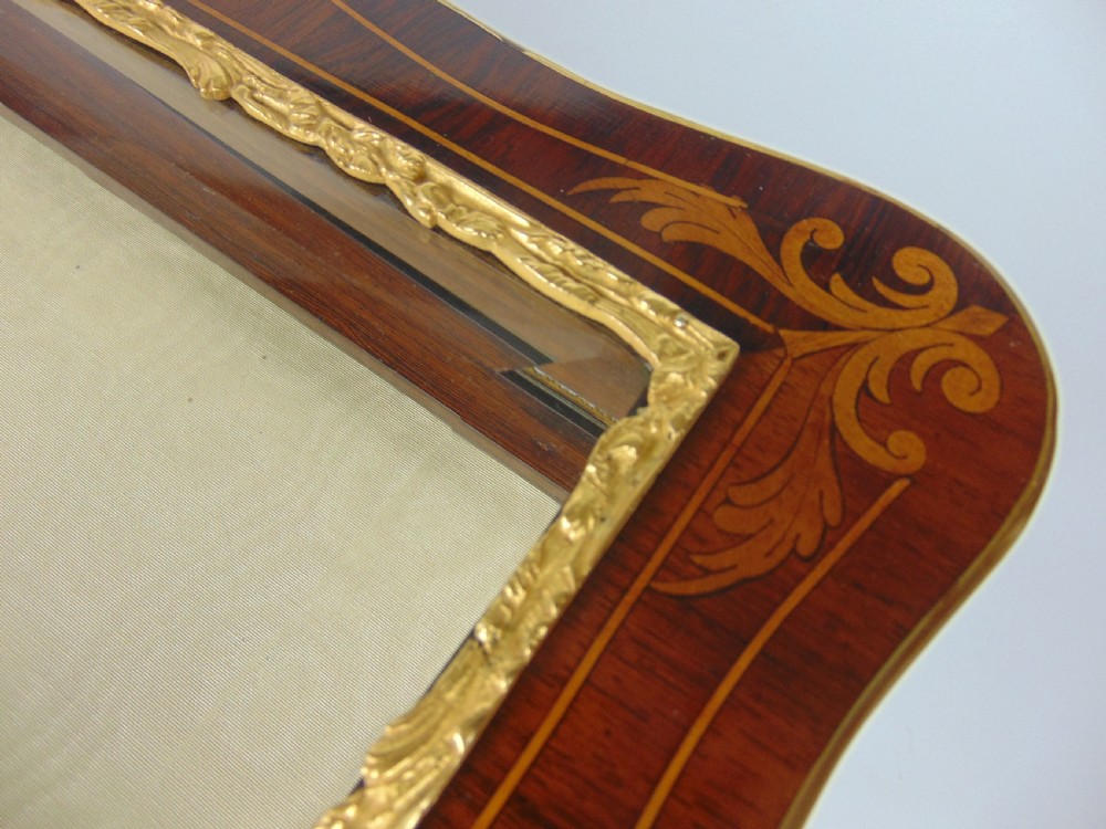 A fine rosewood bijouterie bijouterie display table  View VI