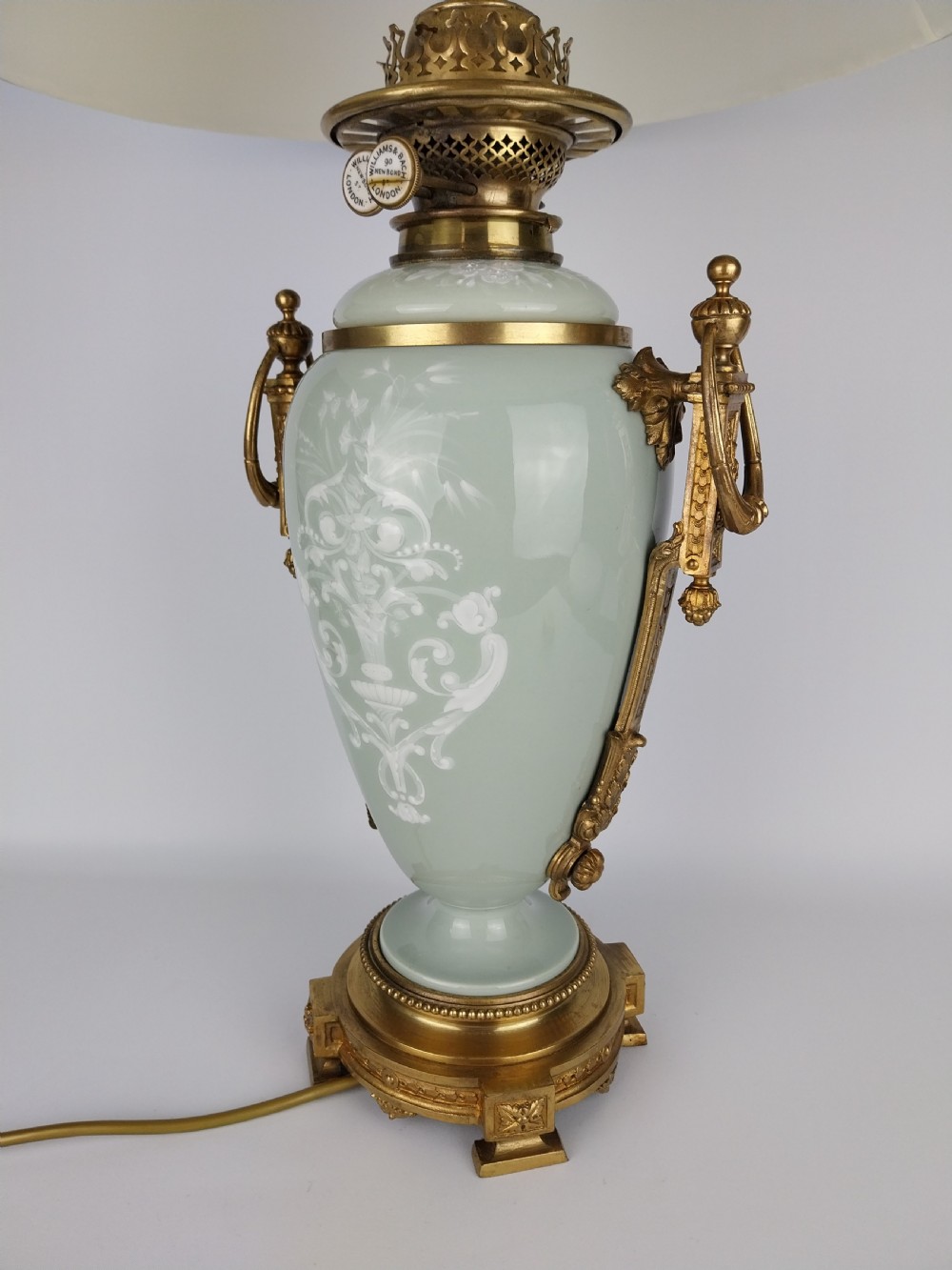 A Pate Sir Pate porcelain Table Lamp  View XII