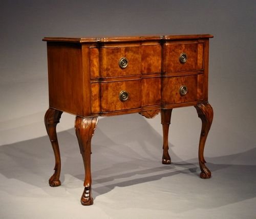 Antique Burr Wanut Chest of Drawers