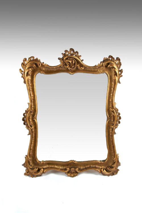 Finely Carved Giltwood 19th Century Mirror