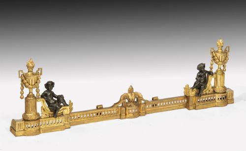 Fine Adjustable Fireplace Fender, Gilt Chenets and Bronze Putti’s 19th Century 
