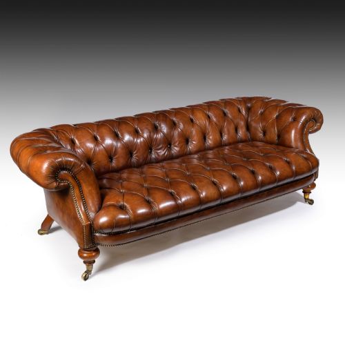 Fine 19th Century Johnstone & Jeanes Walnut Leather Upholstered Chesterfield