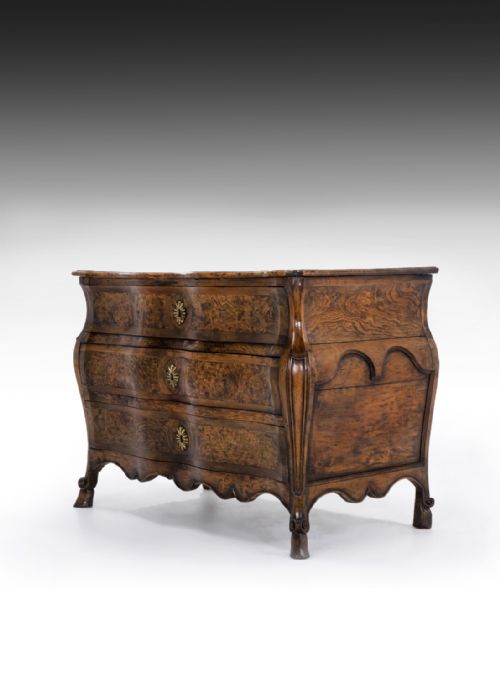 Rare Burr Elm 18th Century French Louis Xv Bombe Shaped Commode 

