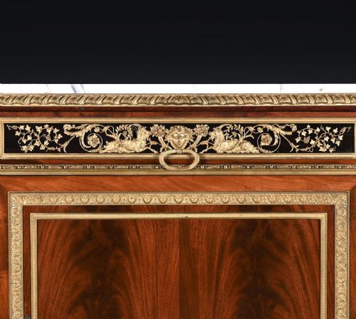 AN IMPORTANT 19TH CENTURY FRENCH HENRY DASSON COMMODE IN THE LOUIS XVI STYLE AFTER THE MODEL BY WEISWEILER - ADDITIONAL PHOTO 2