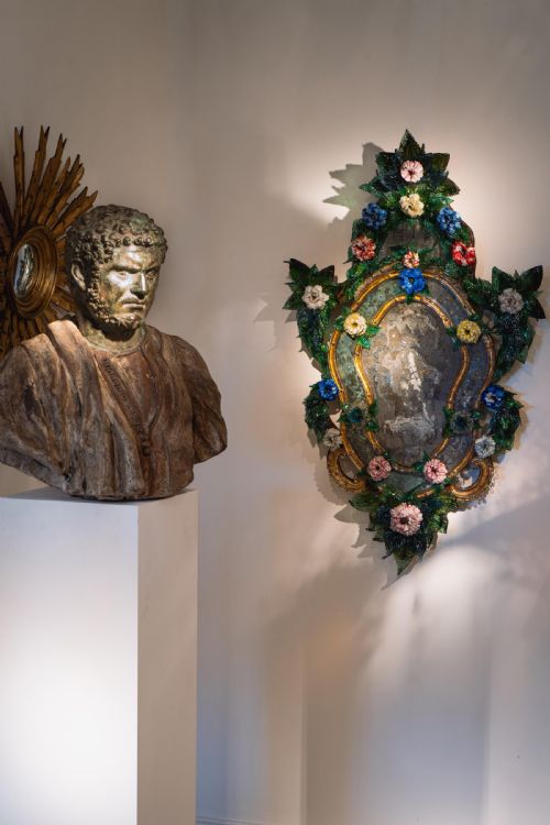 PAIR OF 18TH CENTURY VENETIAN MURANO GLASS MIRRORS - ADDITIONAL PHOTO 7