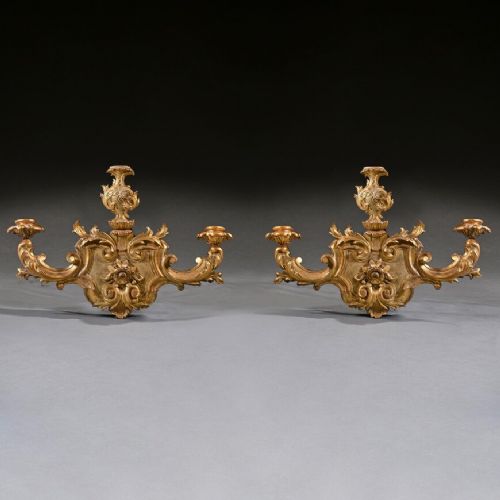 PAIR OF 18TH CENTURY VENETIAN GILTWOOD WALL SCONCES