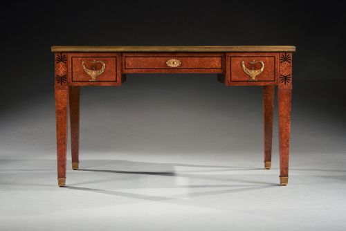 FINE 19TH CENTURY FRENCH NEOCLASSICAL STYLE AMBOYNA AND GILT BRONZE MOUNTED WRITING TABLE - ADDITIONAL PHOTO 1