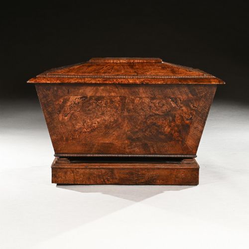 LATE REGENCY GEORGE IV PERIOD WINE COOLER CELLARETTE IN POLLARD OAK OF EXCEPTIONAL COLOUR AND PATINA - ADDITIONAL PHOTO 5