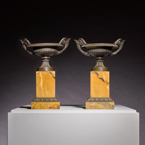 LARGE PAIR OF EARLY 19TH CENTURY FRENCH GRAND TOUR BRONZE AND SIENA MARBLE TAZZAS