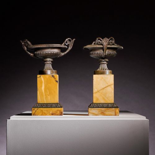 LARGE PAIR OF EARLY 19TH CENTURY FRENCH GRAND TOUR BRONZE AND SIENA MARBLE TAZZAS - ADDITIONAL PHOTO 4