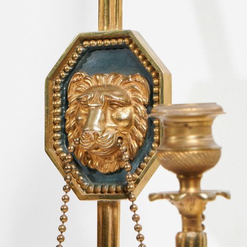 FINE PAIR OF ITALIAN ORMOLU WALL LIGHTS OR APPLIQUES IN THE FRENCH EMPIRE STYLE - ADDITIONAL PHOTO 2