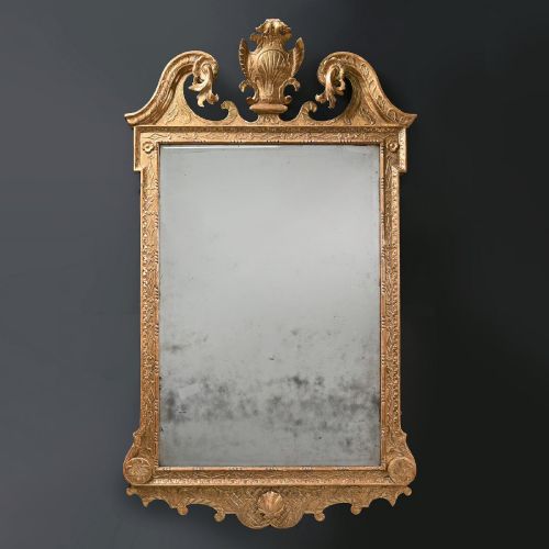 18th Century George II Period Carved Gesso and Giltwood Mirror of Excellent Proportions