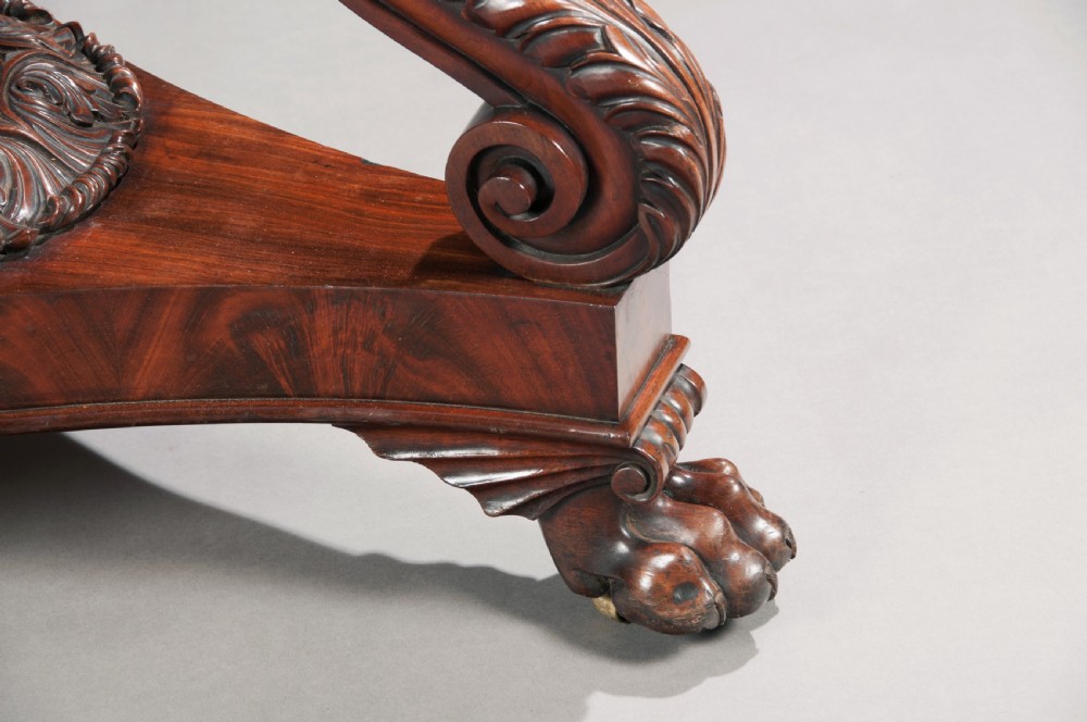 Fine Regency Mahogany Tilt Top Dining Table  View VI
