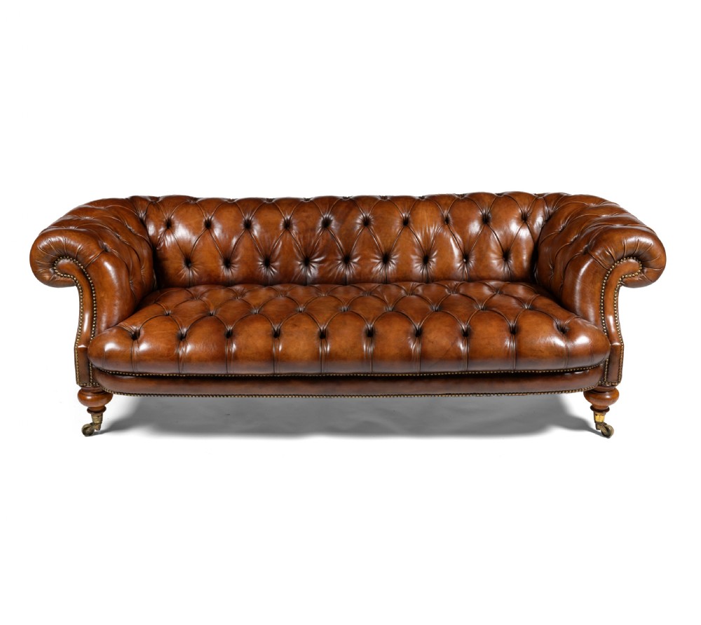 Fine 19th Century Johnstone & Jeanes Walnut Leather Upholstered Chesterfield  View IV