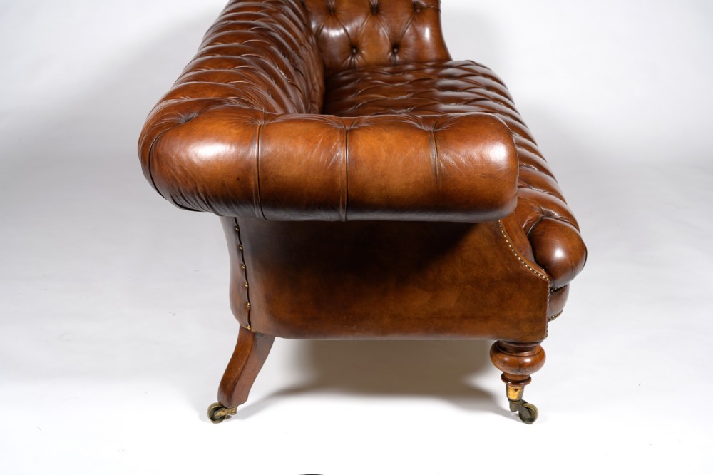Fine 19th Century Johnstone & Jeanes Walnut Leather Upholstered Chesterfield  View XII