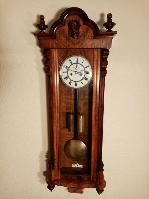 Twin Weight Vienna Regulator Wall Clock.