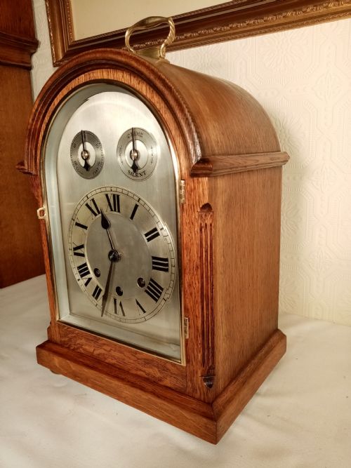 Westminster-chime Bracket/mantel Clock