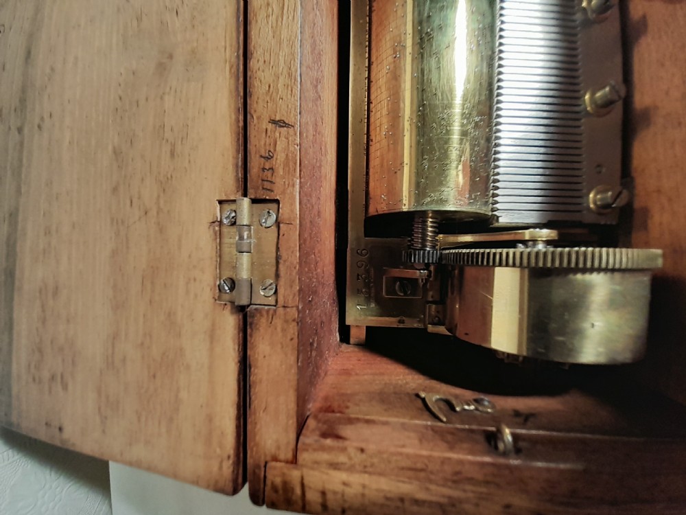 Ducommun Girod Music Box View IV