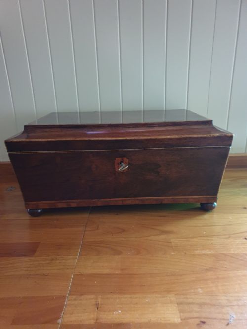 A Large Georgian  Inlaid  Rosewood Work/jewellery Box Complete with Key