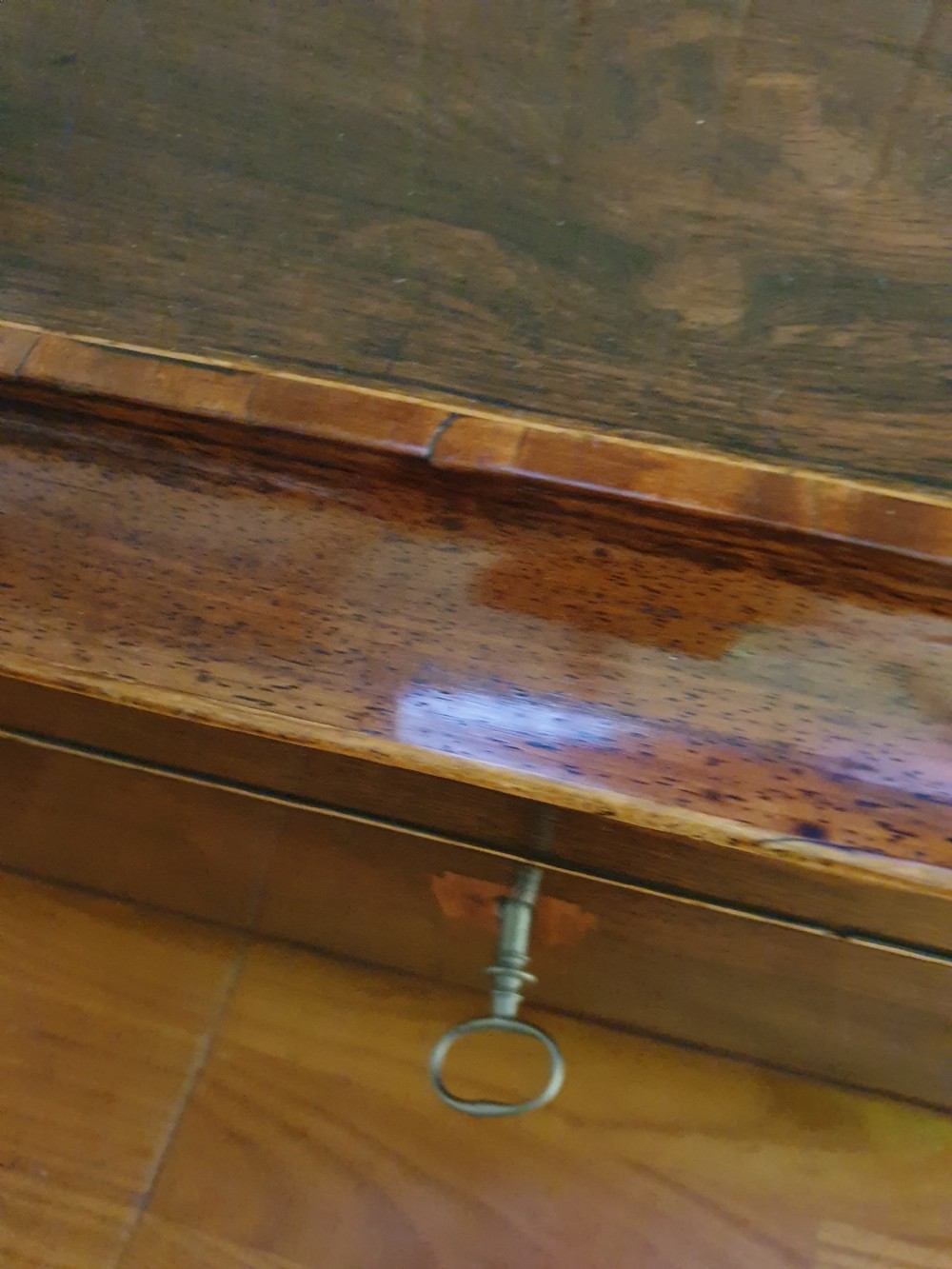 A LARGE GEORGIAN  INLAID  ROSEWOOD WORK/JEWELLERY BOX COMPLETE WITH KEY View VII