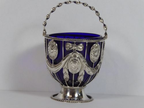 sugar bowl - CATEGORY: ANTIQUE SILVER - DATED 1900