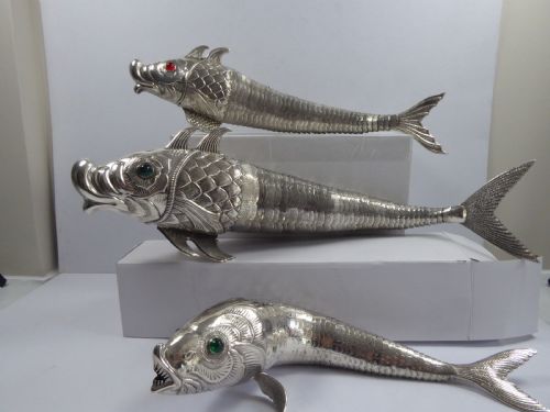 fabulous set of solid silver articulated fish - CATEGORY: ANTIQUE SILVER - DATED 1950