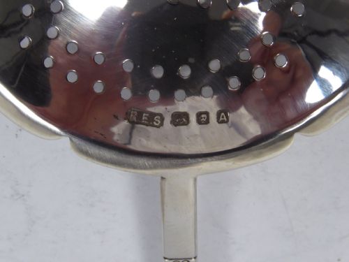 ASPREY RESTONE SILVER AND ENAMEL TEA STRAINER - ADDITIONAL PHOTO 4