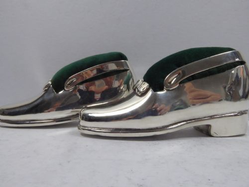 STUNNING PAIR OF LARGE SILVER PIN CUSHION SHOES - ADDITIONAL PHOTO 1