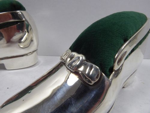 STUNNING PAIR OF LARGE SILVER PIN CUSHION SHOES - ADDITIONAL PHOTO 2