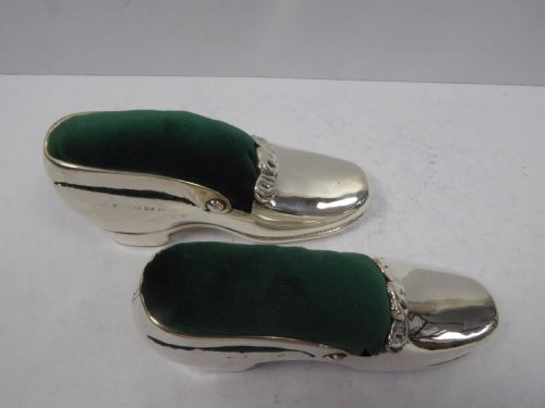 STUNNING PAIR OF LARGE SILVER PIN CUSHION SHOES - ADDITIONAL PHOTO 6