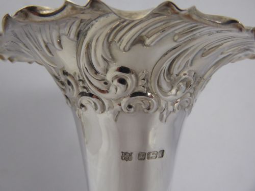SOLID SILVER VASE EDWARDIAN - ADDITIONAL PHOTO 3