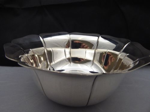 solid silver tiffany bowl - CATEGORY: ANTIQUE SILVER - DATED 1960