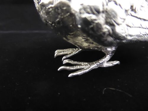 SOLID SILVER BIRD PEPPER POT - ADDITIONAL PHOTO 3