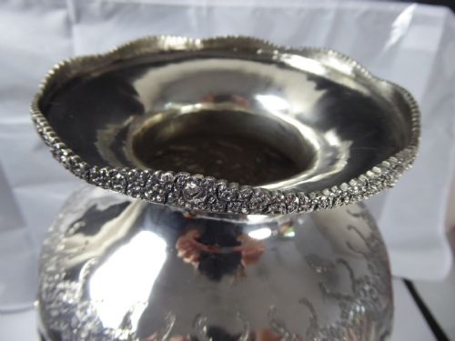 MASSIVE PERSIAN SOLID SILVER VASE - ADDITIONAL PHOTO 8