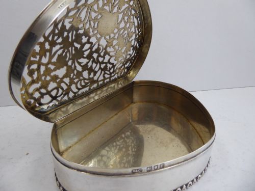 SOLID SILVER LARGE PIERCED POT POURI BOX - ADDITIONAL PHOTO 4