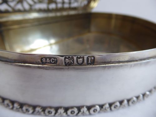 SOLID SILVER LARGE PIERCED POT POURI BOX - ADDITIONAL PHOTO 5