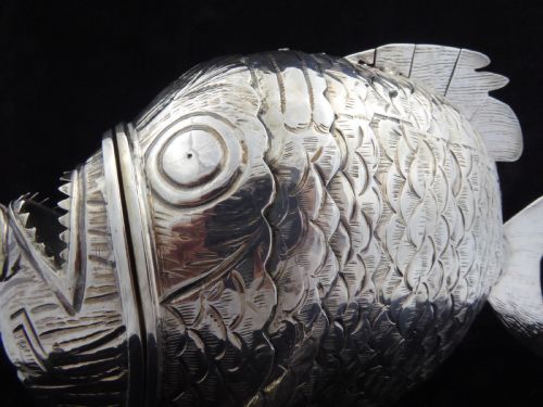 SOLID SILVER ARTICULATED PIRANHA FISH BOX - ADDITIONAL PHOTO 15