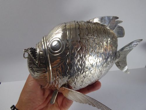 SOLID SILVER ARTICULATED PIRANHA FISH BOX - ADDITIONAL PHOTO 17
