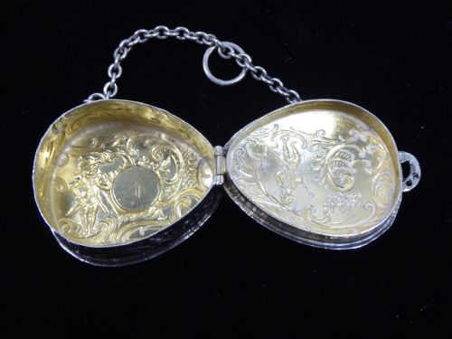 STUNNING SOLID SILVER PILL BOX - ADDITIONAL PHOTO 4