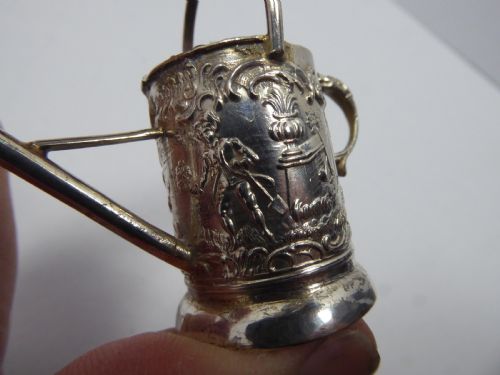 STUNNING SOLID SILVER MINIATURE WATERING CAN - ADDITIONAL PHOTO 5