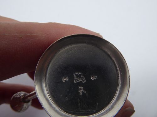 STUNNING SOLID SILVER MINIATURE WATERING CAN - ADDITIONAL PHOTO 2