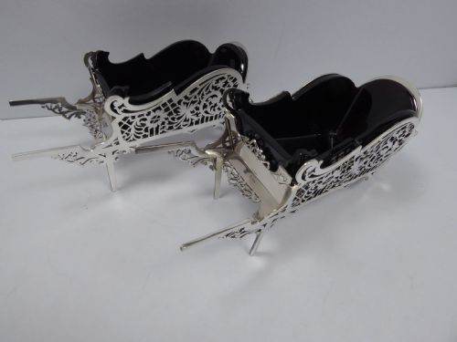 SOLID SILVER PAIR OF WHEEL BARROW TABLE DISHES - ADDITIONAL PHOTO 2