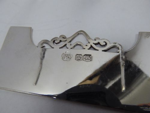 SOLID SILVER PAIR OF WHEEL BARROW TABLE DISHES - ADDITIONAL PHOTO 6