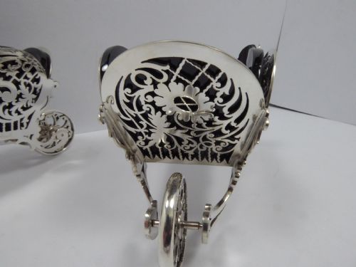 SOLID SILVER PAIR OF WHEEL BARROW TABLE DISHES - ADDITIONAL PHOTO 12