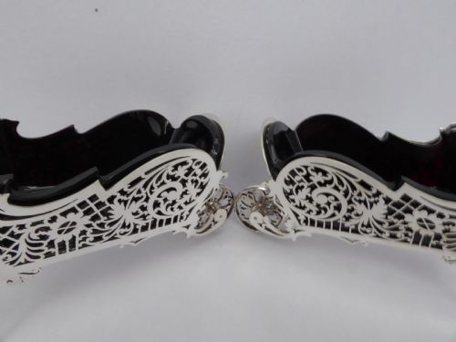 SOLID SILVER PAIR OF WHEEL BARROW TABLE DISHES - ADDITIONAL PHOTO 17