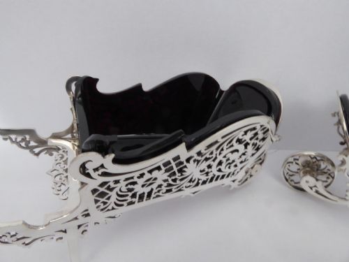 SOLID SILVER PAIR OF WHEEL BARROW TABLE DISHES - ADDITIONAL PHOTO 18