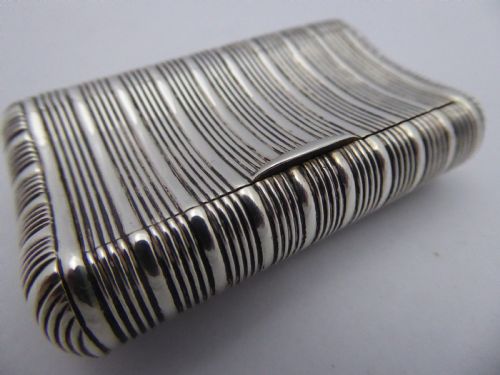 SOLID SILVER GEORGIAN SNUFF BOX - ADDITIONAL PHOTO 1