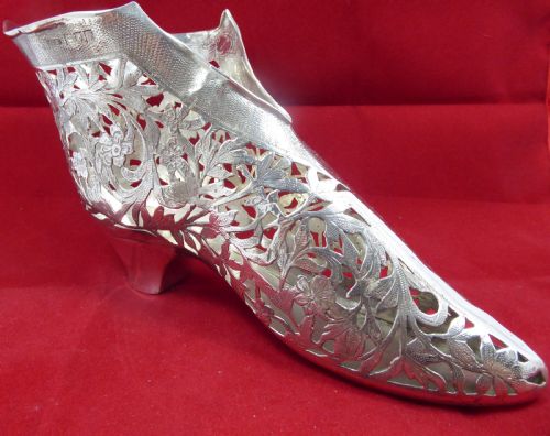 SOLID SILVER LIFE SIZE SHOE 1897 - ADDITIONAL PHOTO 3