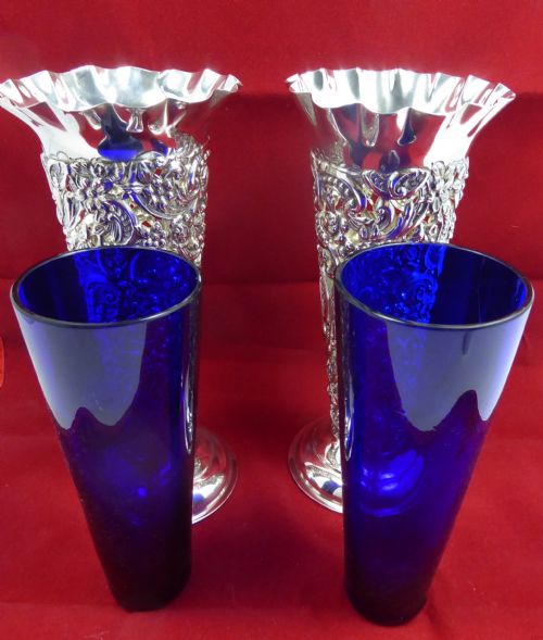SOLID SILVER PAIR OF VICTORIAN VASES LONDON 1893 - ADDITIONAL PHOTO 8