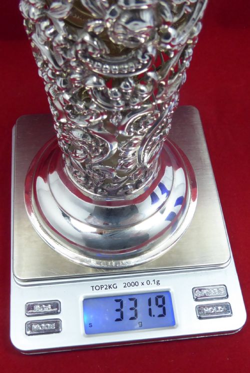 SOLID SILVER PAIR OF VICTORIAN VASES LONDON 1893 - ADDITIONAL PHOTO 9